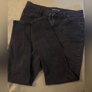 Maurices Women's High Rise Curvy Black Jeans
